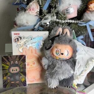 Authentic Pop Mart Big Into Energy Secret ID Super Fluffy!